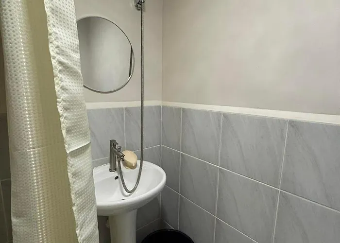 Cozy With Pool & Balcony, Near Airport And Beaches Lapu-lapu Apartment Suba Basbas
